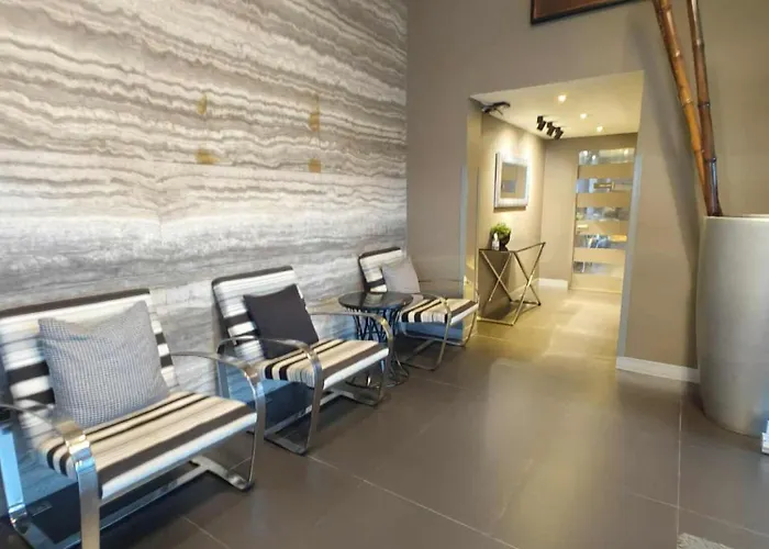 Modern Cozy Suvarnabhumi